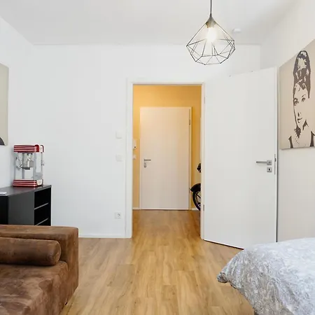 Exklusives Rhein-lounge Mit Direktem Rheinblick, Sauna, 2 Schlafzimmern, Parkplatz Fuer Bis Zu 5 Gaeste Appartamento Urmitz