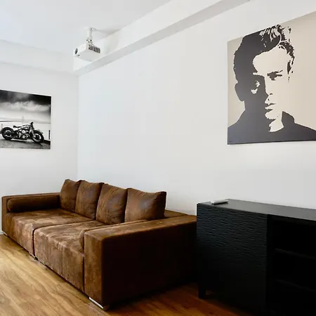 Exklusives Rhein-lounge Mit Direktem Rheinblick, Sauna, 2 Schlafzimmern, Parkplatz Fuer Bis Zu 5 Gaeste Urmitz