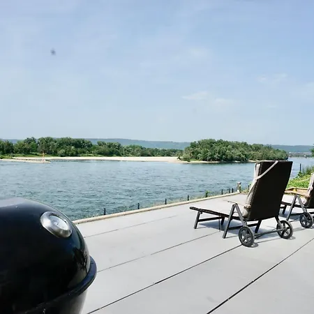 Appartamento Exklusives Rhein-lounge Mit Direktem Rheinblick, Sauna, 2 Schlafzimmern, Parkplatz Fuer Bis Zu 5 Gaeste *