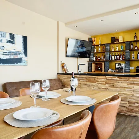 Exklusives Rhein-lounge Mit Direktem Rheinblick, Sauna, 2 Schlafzimmern, Parkplatz Fuer Bis Zu 5 Gaeste *
