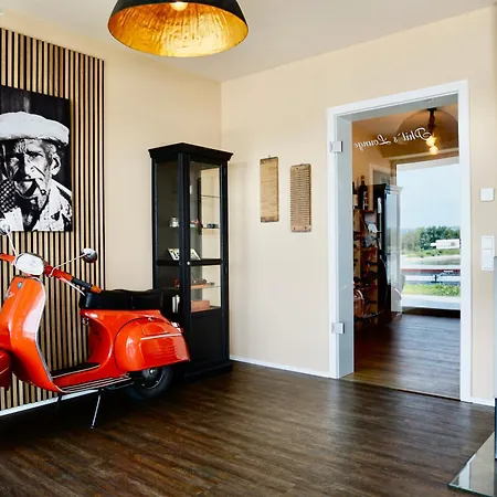 Exklusives Rhein-lounge Mit Direktem Rheinblick, Sauna, 2 Schlafzimmern, Parkplatz Fuer Bis Zu 5 Gaeste Appartamento Urmitz